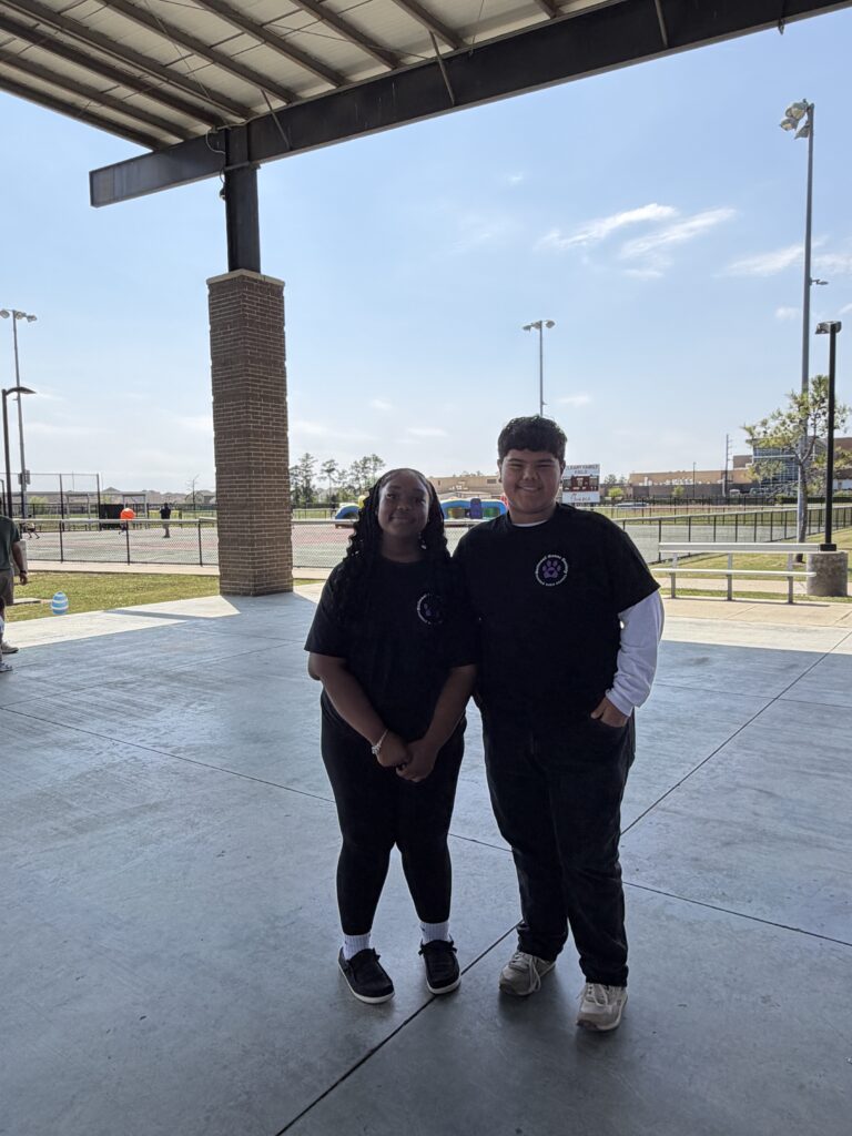 eggstravaganza volunteers-high school